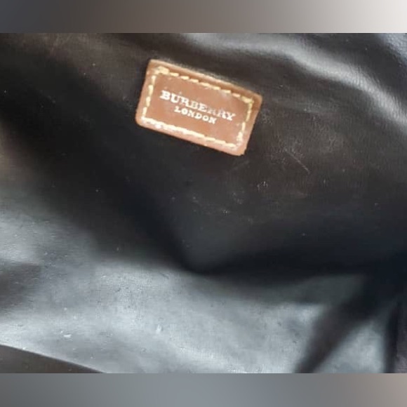 Burberry unisex clutch purse - Picture 10 of 16
